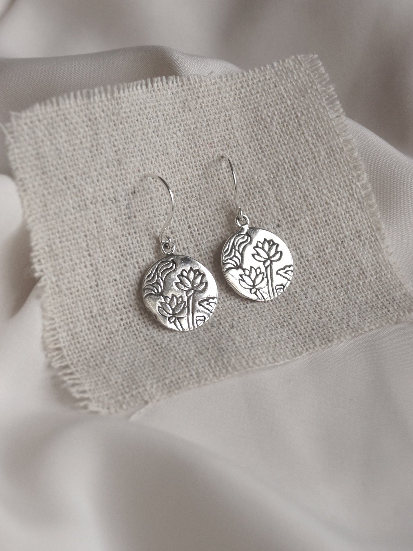 3 LOTUSES Earrings *925 sterling silver // GABI EXCLUSIVE