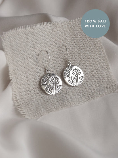 3 LOTUSES Earrings *925 sterling silver // GABI EXCLUSIVE