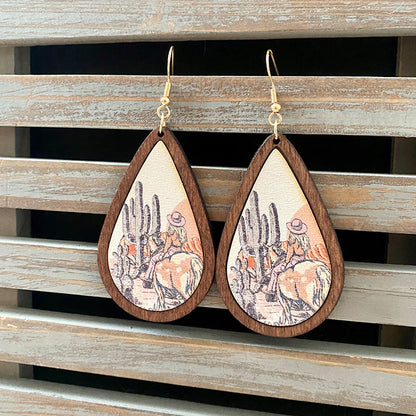 Western Vintage Water Drop Pattern Wooden Earrings