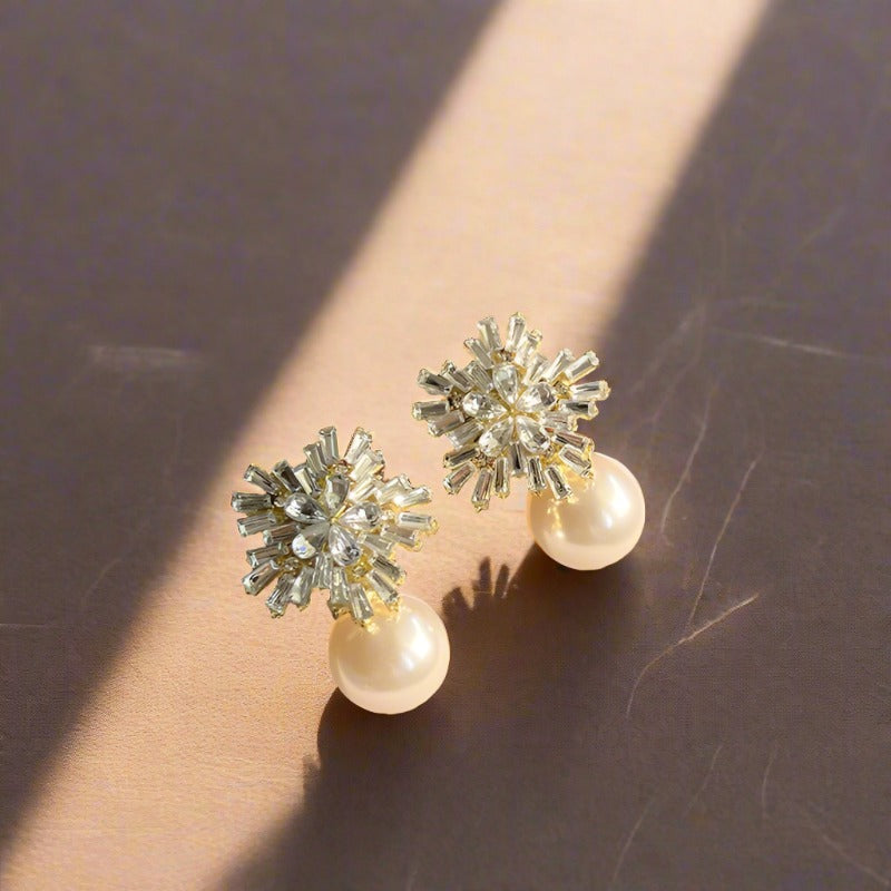 Zircon Snowflake Pearl Earrings