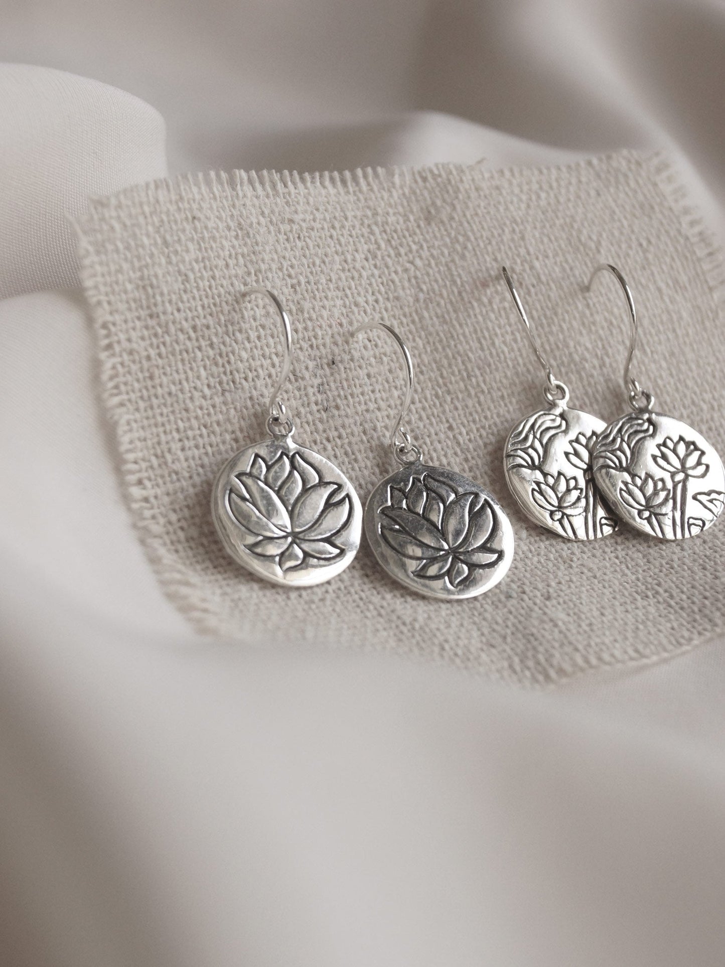 3 LOTUSES Earrings *925 sterling silver // GABI EXCLUSIVE