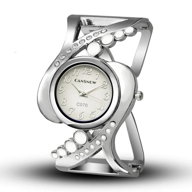 Women Bangle Quartz Wristwatch