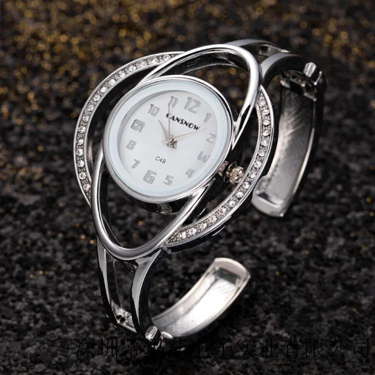 Women Casual Bracelet Quartz Wristwatch