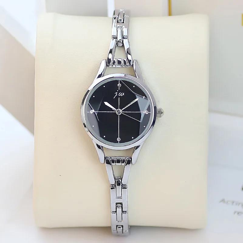 Women Elegant Fashion Quartz Bracelet Watch