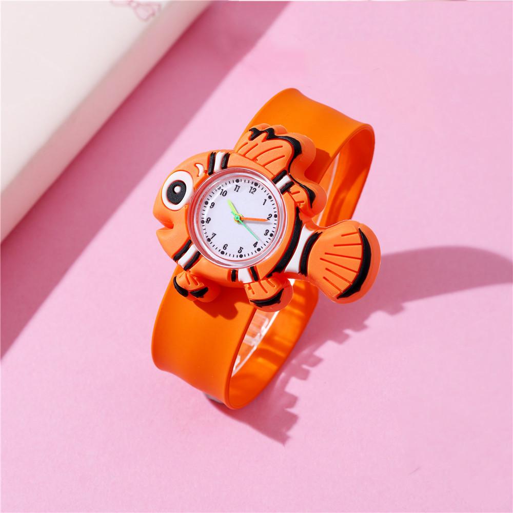 Adorable Children's Cartoon Pattern Quartz Clap Watch