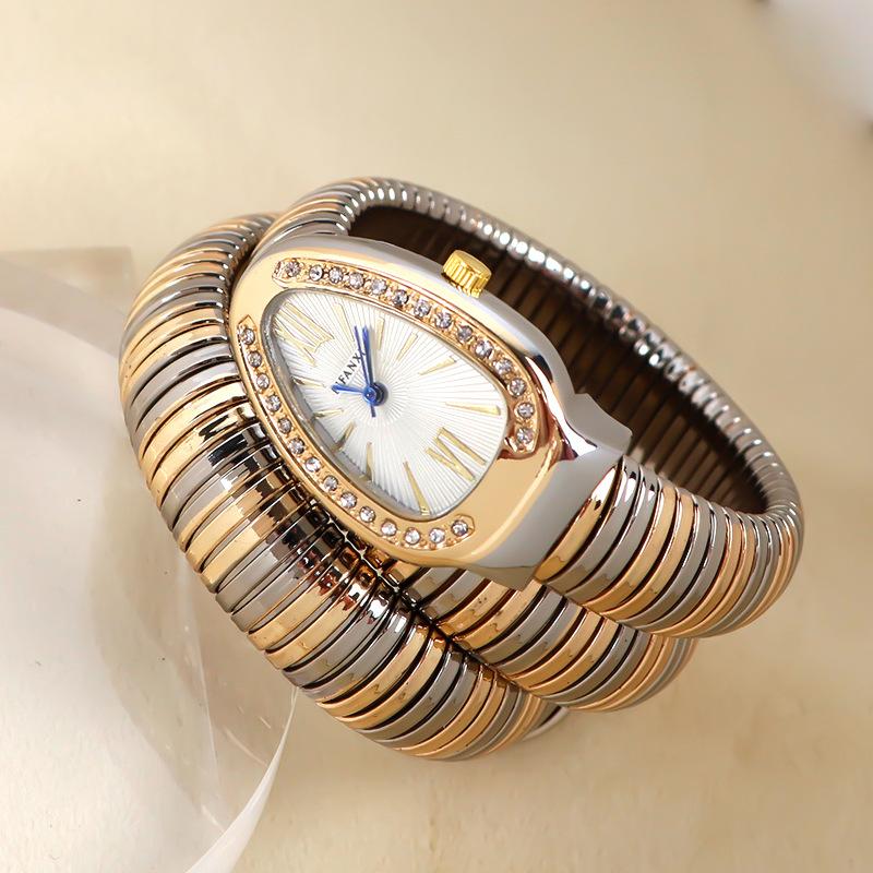 Vintage Snake Ladies' Fashion Bangle Watch